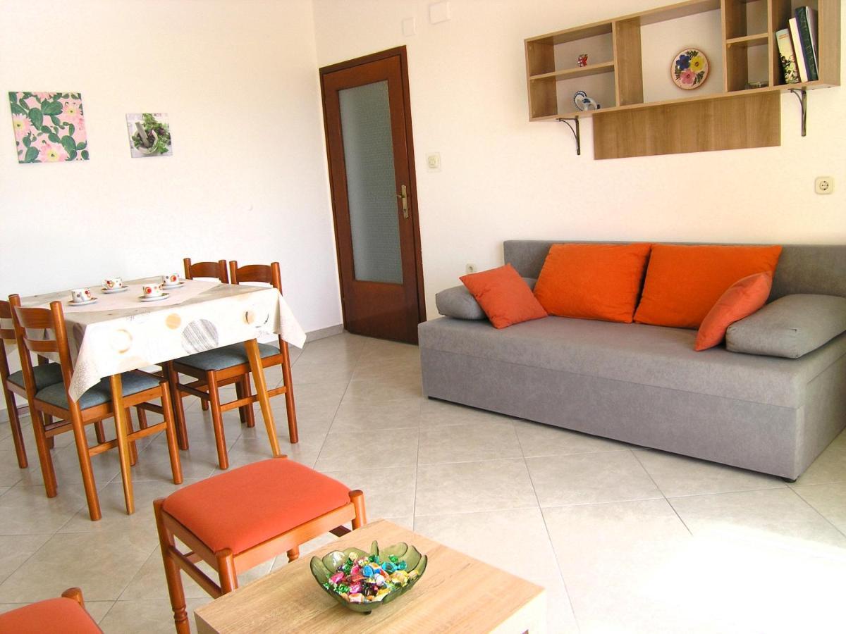 Apartments Natasa 克尔克 外观 照片
