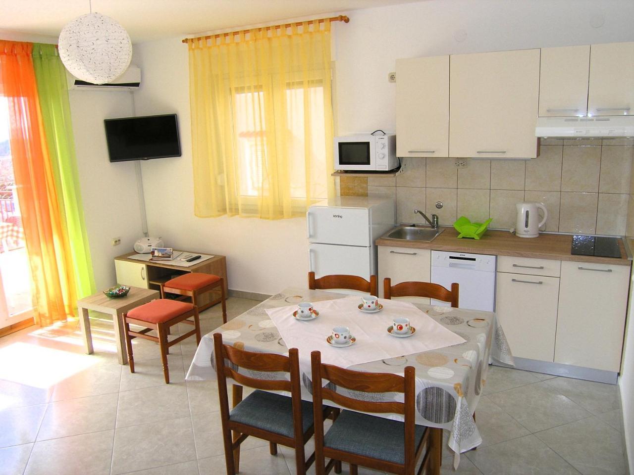 Apartments Natasa 克尔克 外观 照片