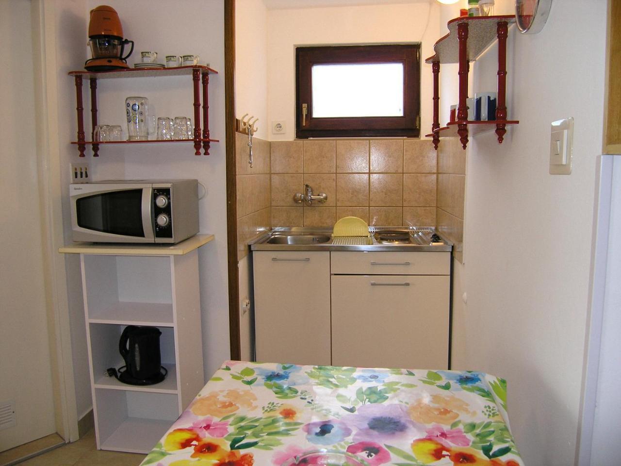 Apartments Natasa 克尔克 外观 照片
